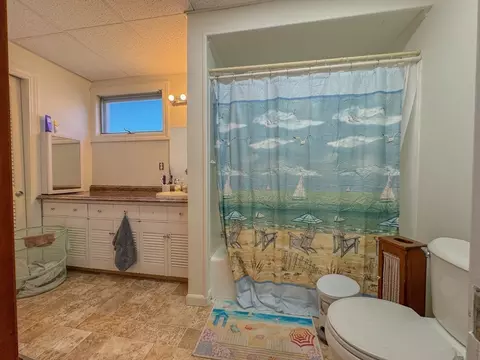 Bath - 843 Broadway, Fall River, MA 02724 photo 1 of 1