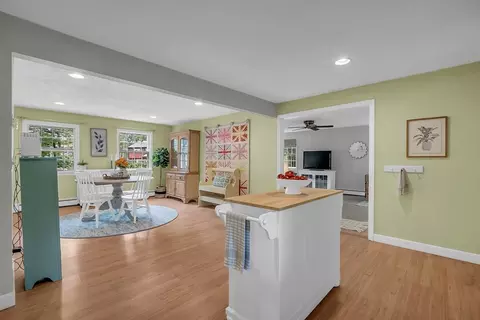 8 Myrtle Dr, Acton, MA 01720 photo 7