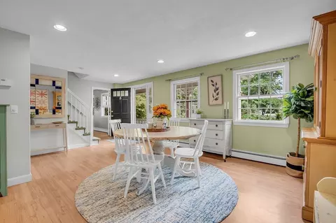 8 Myrtle Dr, Acton, MA 01720 photo 5