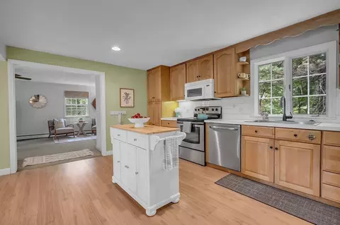 8 Myrtle Dr, Acton, MA 01720 photo 13