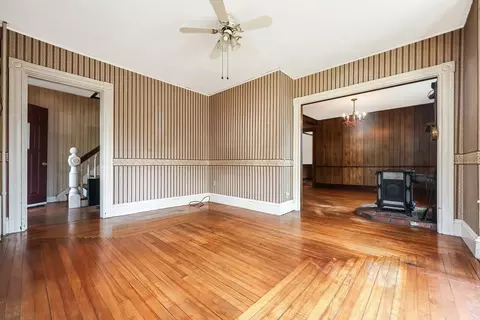4 Hartford Ave S, Upton, MA 01568 photo 6