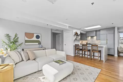 545 Cambridge St #3, Cambridge, MA 02141