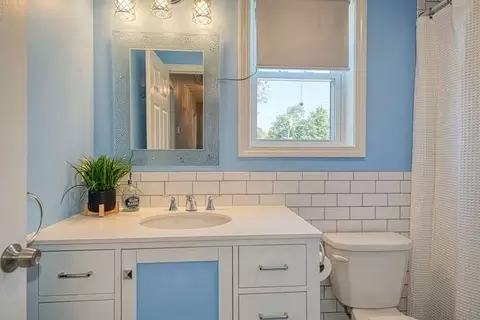 Bath - 141 N Main St #B, Webster, MA 01570 photo 3 of 4
