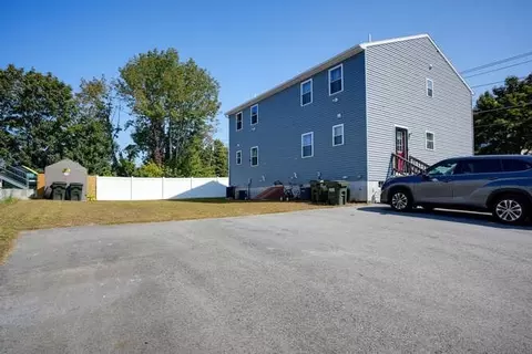 Exterior - 141 N Main St #B, Webster, MA 01570 photo 2 of 6
