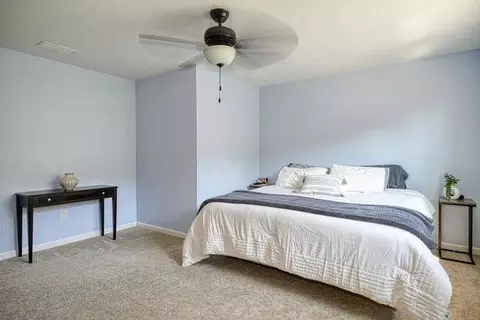 Bedroom - 141 N Main St #B, Webster, MA 01570 photo 2 of 5