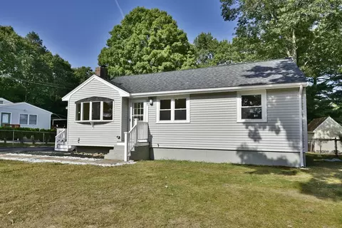 277 Cushing St, Stoughton, MA 02072