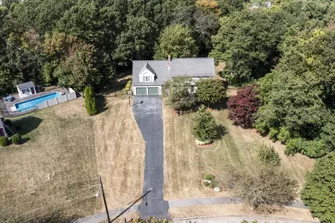 1 Macarthur Rd, Franklin, MA 02038 photo 2