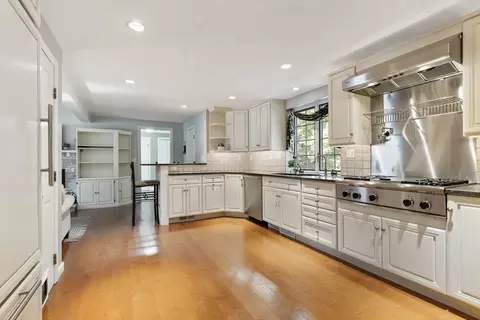 1 Macarthur Rd, Franklin, MA 02038 photo 7