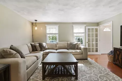 1 Macarthur Rd, Franklin, MA 02038 photo 13