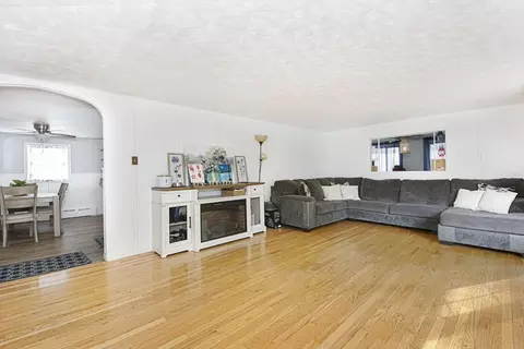 30 Houghton St, Webster, MA 01570 photo 9