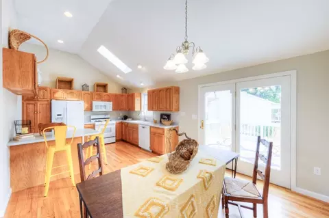 Other - 12 Matteo St, Worcester, MA 01606 photo 2 of 9