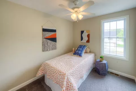 Bedroom - 12 Matteo St, Worcester, MA 01606 photo 1 of 10