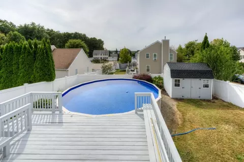 Exterior - 12 Matteo St, Worcester, MA 01606 photo 5 of 10