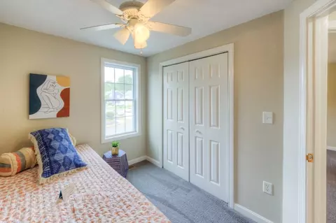 Bedroom - 12 Matteo St, Worcester, MA 01606 photo 2 of 10
