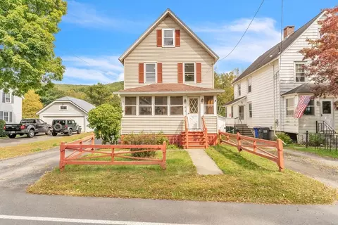59 Middlefield Rd, Chester, MA 01011