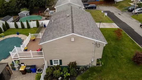 View/Area - 64 Berlin St, Fall River, MA 02720 photo 2 of 4