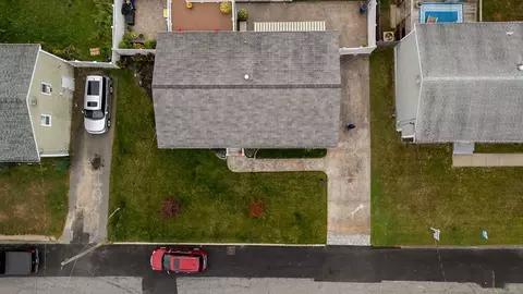 View/Area - 64 Berlin St, Fall River, MA 02720 photo 1 of 4