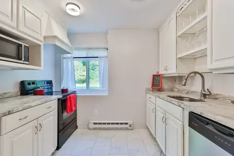 51 Will Dr #129, Canton, MA 02021 photo 6