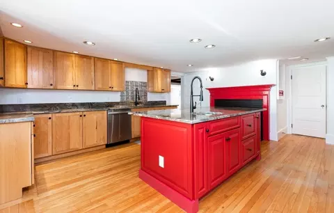 58 E Main St, Georgetown, MA 01833 photo 12
