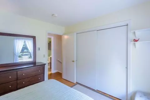 2 Bargate Ln, Hadley, MA 01035 photo 19