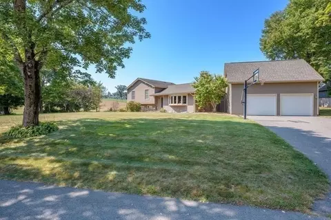 2 Bargate Ln, Hadley, MA 01035 photo 2