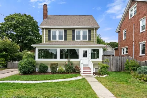 554 Waverley Oaks Rd, Waltham, MA 02452