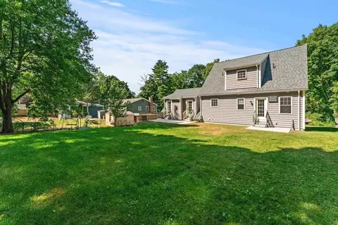 Exterior - 9 Walnut Dr, Rowley, MA 01969 photo 3 of 7