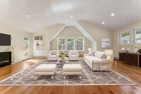 Living - 9 Walnut Dr, Rowley, MA 01969 photo 8 of 12