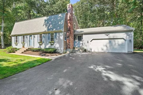 12 Running Stream Rd, Rehoboth, MA 02769