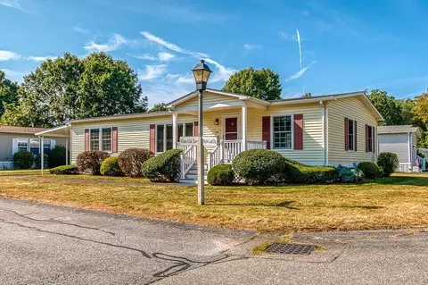 50 Highland St #236, Taunton, MA 02780