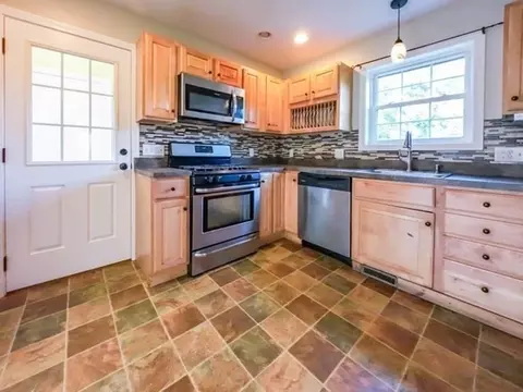 Kitchen - 408 Roosevelt Ave, Springfield, MA 01118 photo 1 of 2