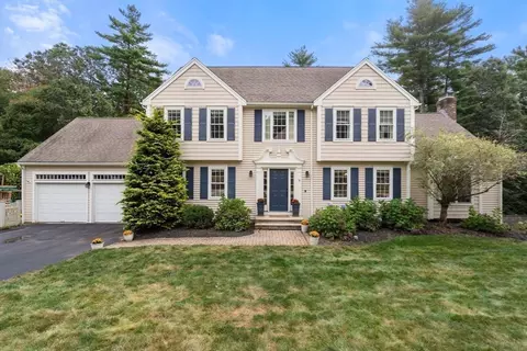 16 Hunter Ln, Sturbridge, MA 01518