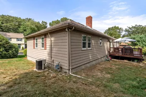 29 Anthony Ln, Dedham, MA 02026 photo 22