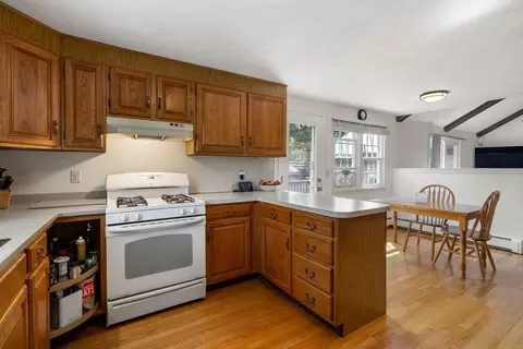 29 Anthony Ln, Dedham, MA 02026 photo 5