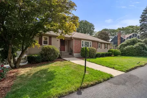 29 Anthony Ln, Dedham, MA 02026 photo 2