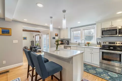 8 Chipman Rd, Beverly, MA 01915 photo 11