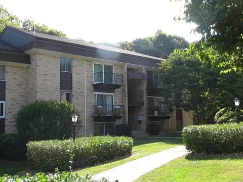 121 Bailey St #C26, Worcester, MA 01602