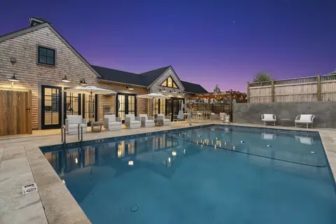 17 Honeysuckle Dr, Nantucket, MA 02554 photo 36