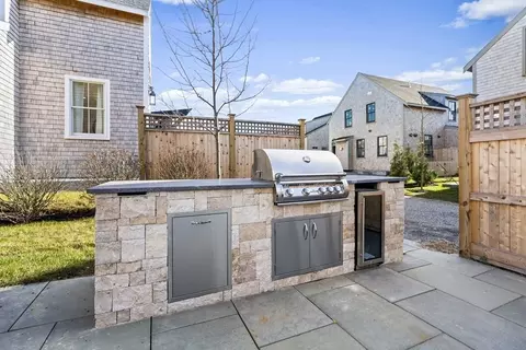 17 Honeysuckle Dr, Nantucket, MA 02554 photo 21