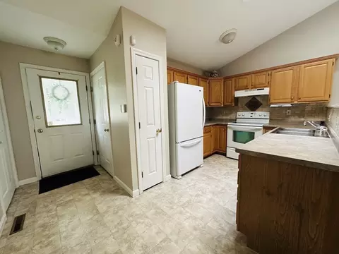 210 Johnson Rd #36, Chicopee, MA 01022 photo 9