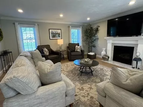 9 Blacksmith Dr, Acushnet, MA 02743 photo 4