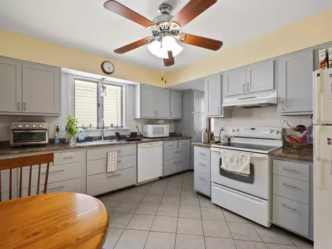 Kitchen - 8-10 Andrew St, Everett, MA 02149 photo 3 of 3