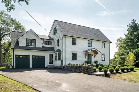 16 Ardley Pl, Winchester, MA 01890