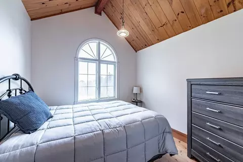Bedroom - 299 Flower Hill Rd, Warwick, MA 01378 photo 3 of 3
