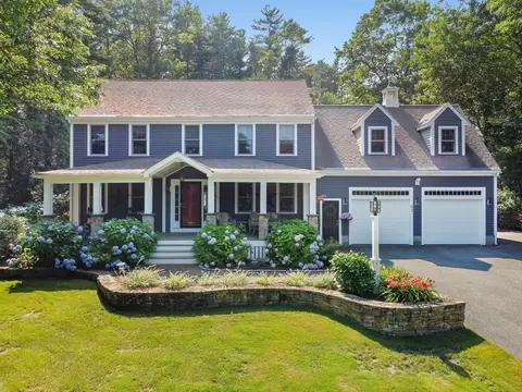 91 Ferry St, Marshfield, MA 02050