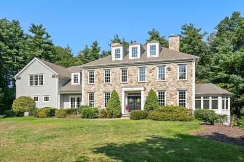 46 Fieldstone Farm Rd, Sudbury, MA 01776