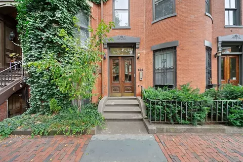 122 Chandler St #1, Boston, MA 02116