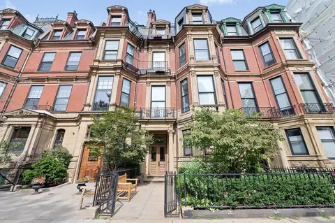 135 Commonwealth Ave #3, Boston, MA 02116