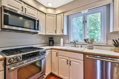 1 Baldwin Cir, Ashland, MA 01721 photo 15