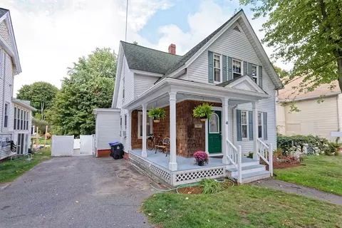 48 Lincoln St, Hudson, MA 01749